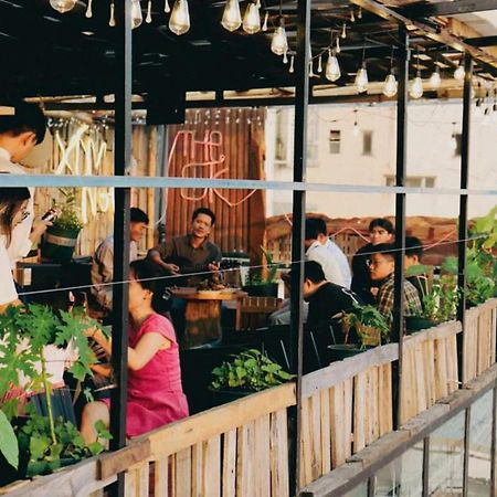 The Gk House Hostel, Ecolliving, Central City, Natural Wooden, Chill View Rooftop, Restaurant And Cocktail Bar Ho Chi Minh-Byen Eksteriør billede