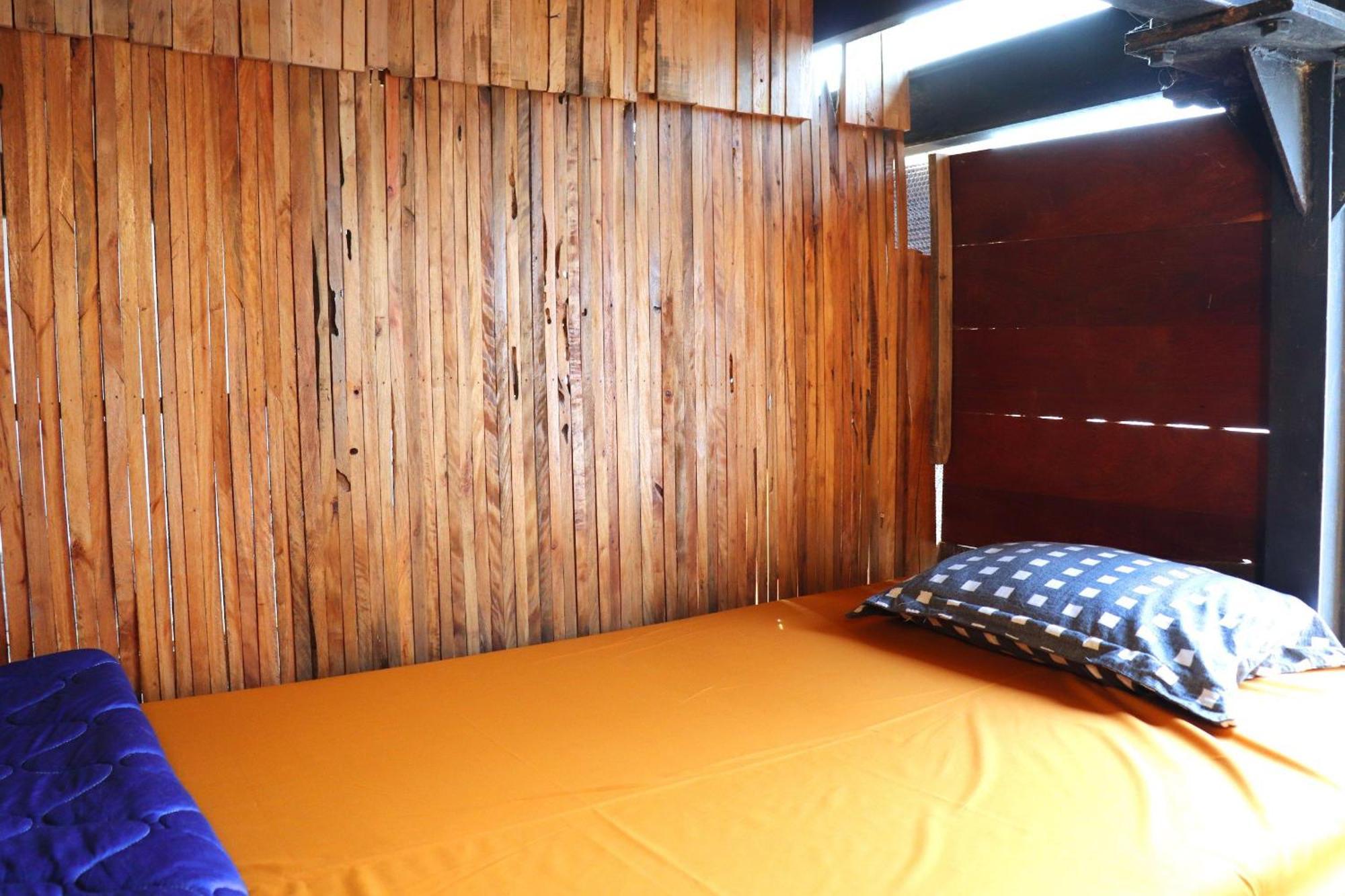 The Gk House Hostel, Ecolliving, Central City, Natural Wooden, Chill View Rooftop, Restaurant And Cocktail Bar Ho Chi Minh-Byen Eksteriør billede
